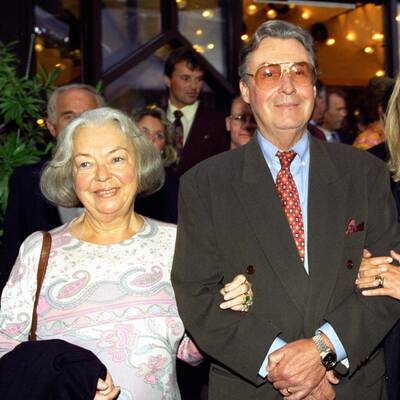 Peter Alexander (1926 - 2011)