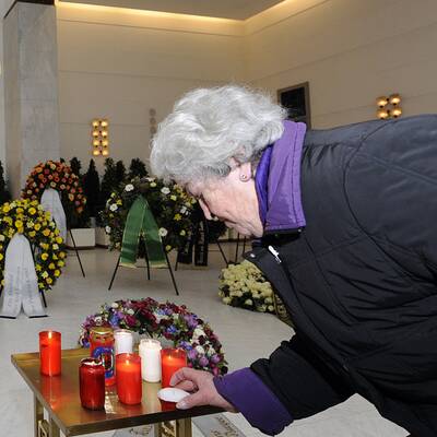 Die Aufbahrungshalle 2