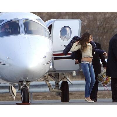 Ruby Rubacuori: Lugners Opernballgast landet in Wien-Schwechat