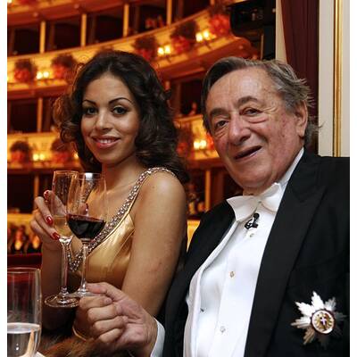 Die schönsten Bilder vom Opernball 2011