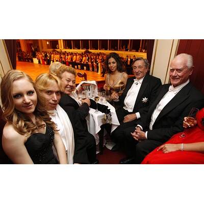 Die schönsten Bilder vom Opernball 2011