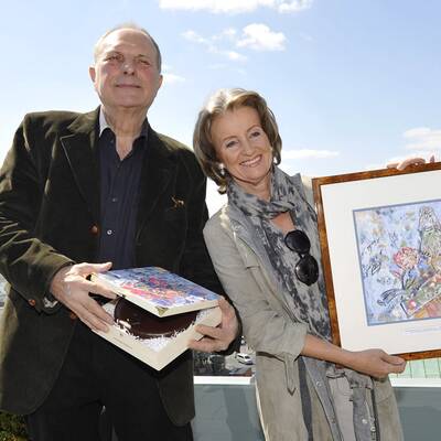 Christian Ludwig Attersee designt neue Sachertorten-Kiste