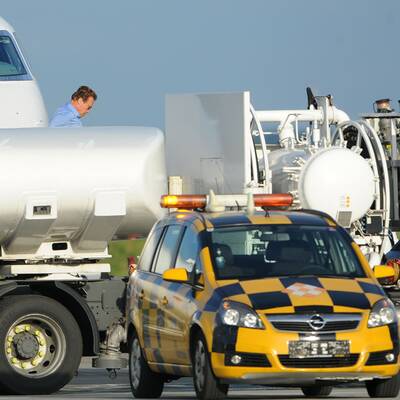 Arnold Schwarzenegger in Wien gelandet