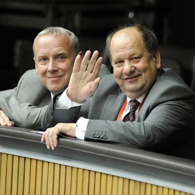 Nach dem Sitzungsmarathon bis Freitag geht das Parlament 30 Tage auf Urlaub