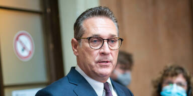 Strache