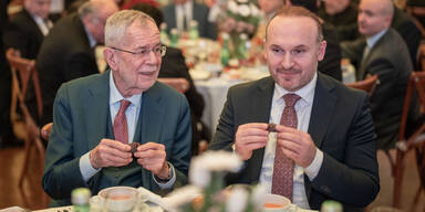 Van der Bellen besucht Fastenbrechen im Schloss Cobenzl