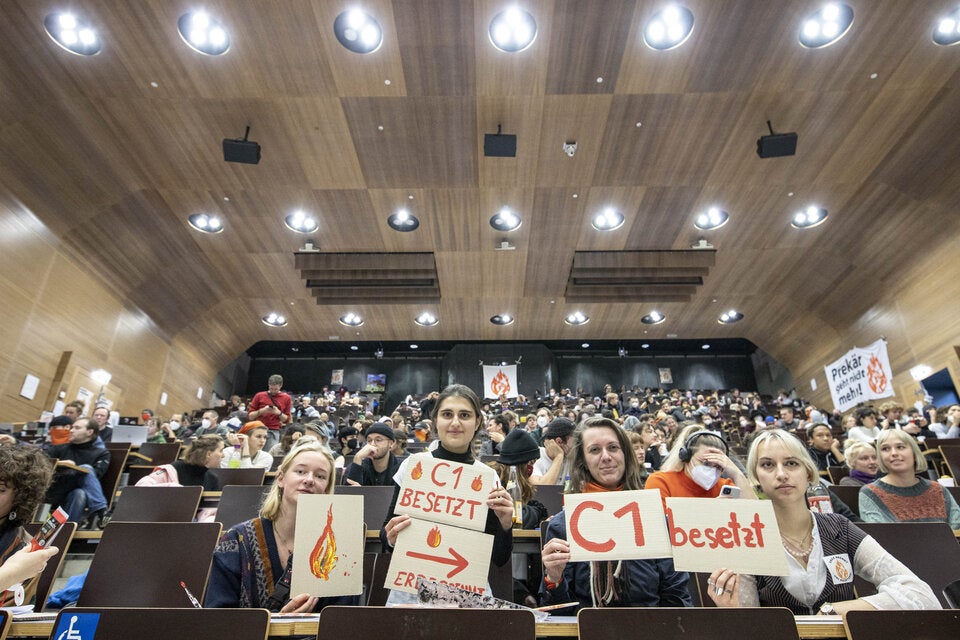 Klima-Aktivisten beenden Hörsaal-Besetzung an Uni Wien