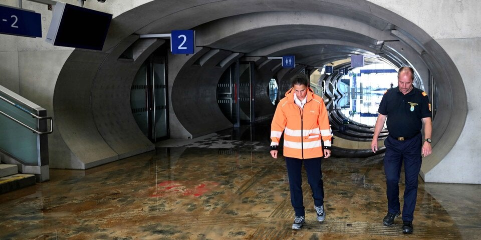 Hochwasserschäden in der ÖBB-Station Tullnerfeld