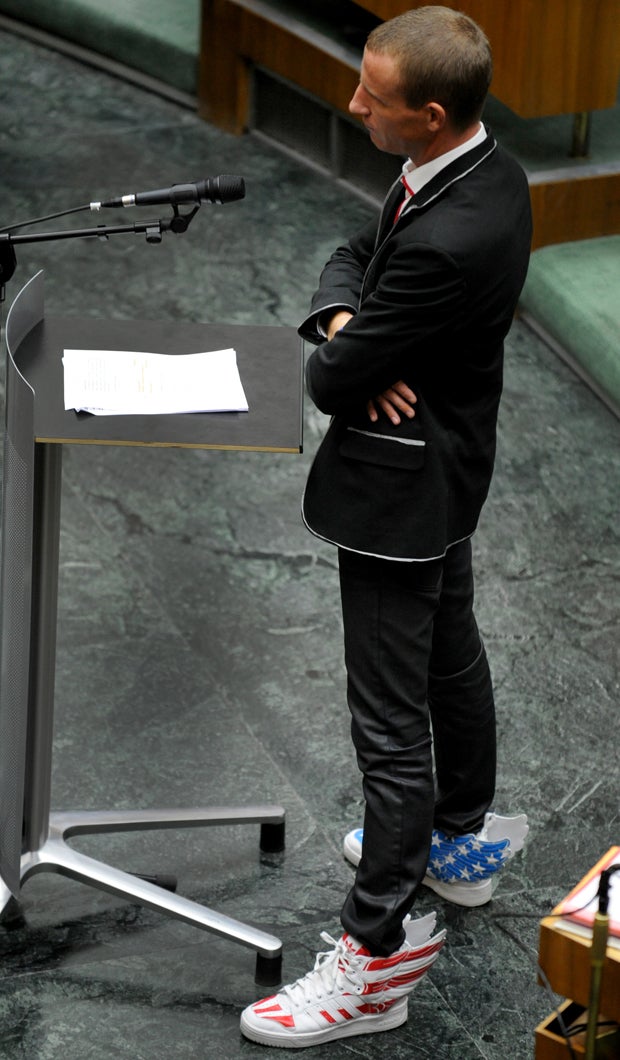 Stefan Petzner zeigt seine 'neue Liebe' auf Facebook