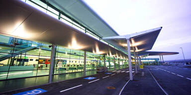 160 Urlauber sitzen seit einem Tag am Grazer Flughafen fest