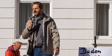 "Blankes Entsetzen": Demo gegen Auflösung des Orchesters Baden