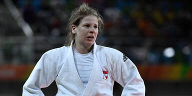 Europaspiele: Graf &Ouml;sterreichs Fahnentr&auml;gerin bei Er&ouml;ffnungsfeier