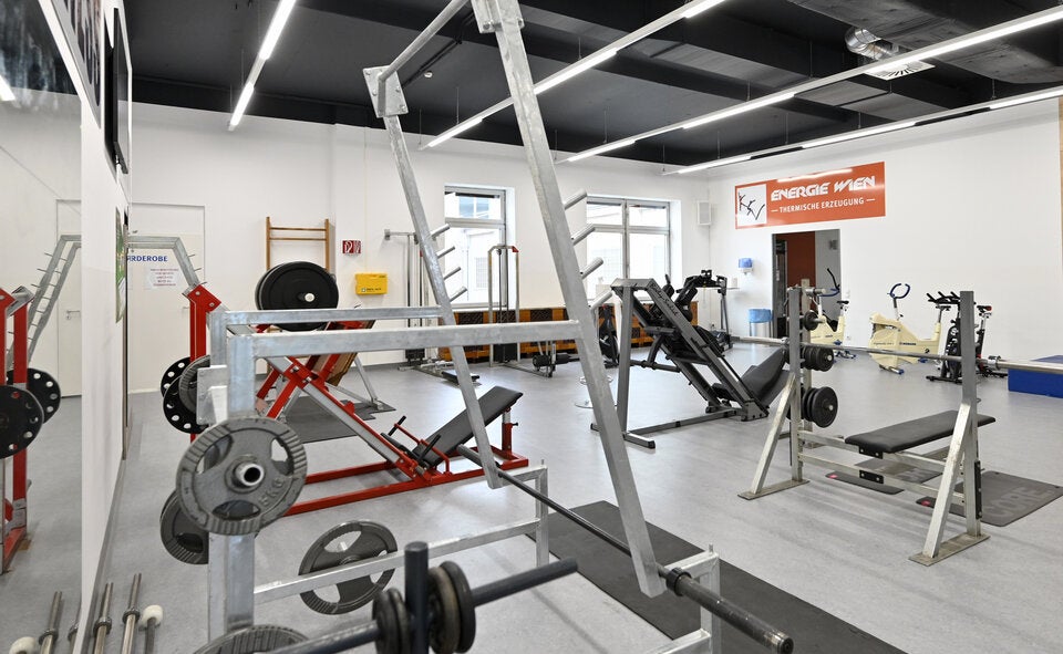 Die Wien Energie isoliert 50 Beschäftigte im Kraftwerk Simmering um die Stromversorgung auch im Falle hoher Infektionszahlen aufrechterhalten zu können.