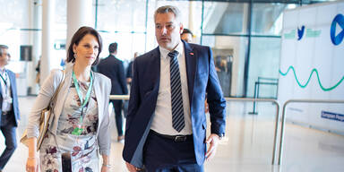 Edtstadler und Nehammer