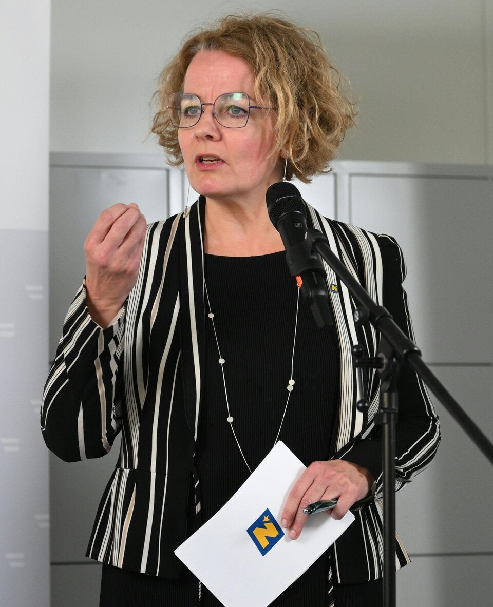 Christiane Teschl-Hofmeister
