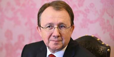 Nach "Wahl-Schock": Stadler erneut zum B&uuml;rgermeister von St. P&ouml;lten gew&auml;hlt