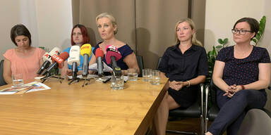 STRAFVERFAHREN GEGEN DREI HEBAMMEN DES DIAKONISSENKRANKENHAUSES SCHLADMING