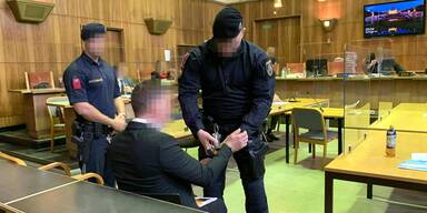 Steirer schlug mit Hammer auf Ehefrau ein