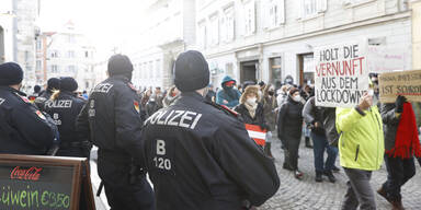 Corona-Demo: Teilnehmer verletzt mehrere Polizisten