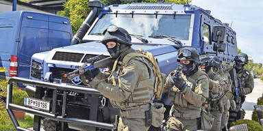 500 Polizisten f&uuml;r Putin