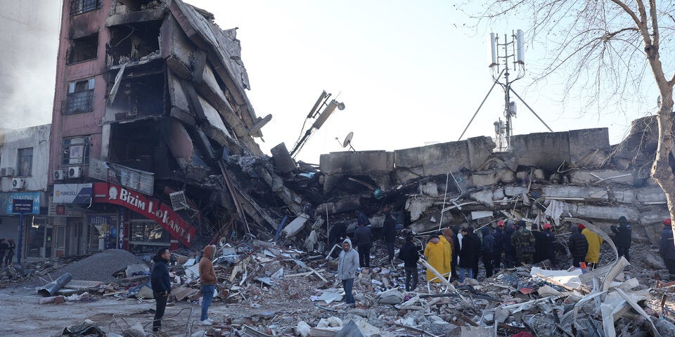 Erdbeben-Katastrophe: Opferzahl nun bei über 7.200