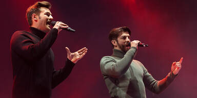 St. P&ouml;lten feiert neu gestalteten Domplatz