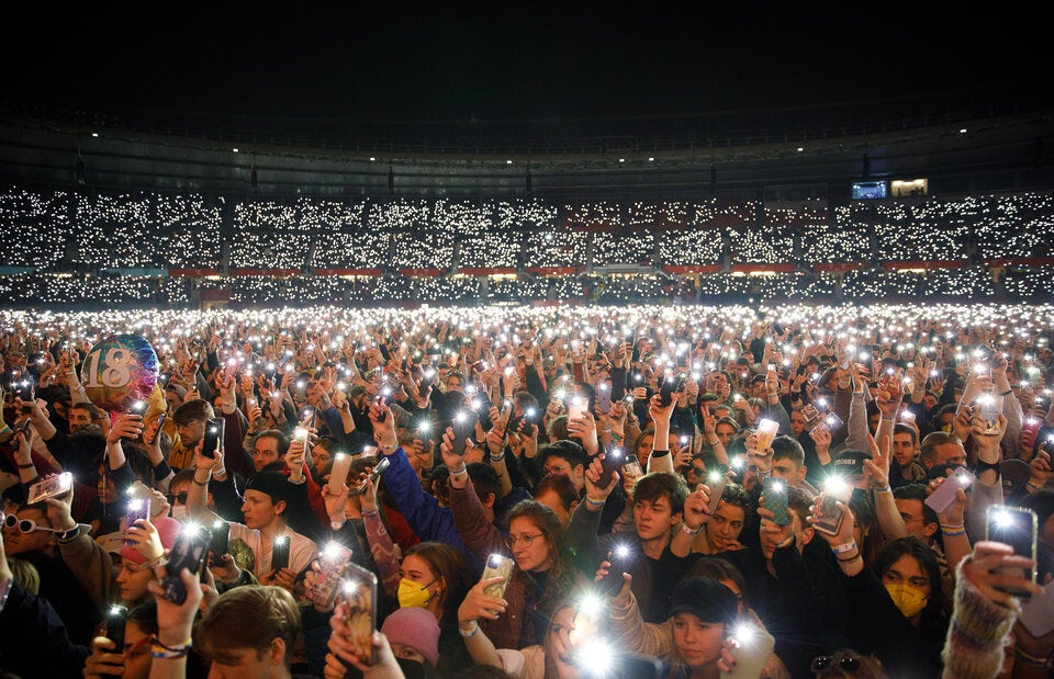 Lichtermeer Ukraine-Konzert Happel-Stadion