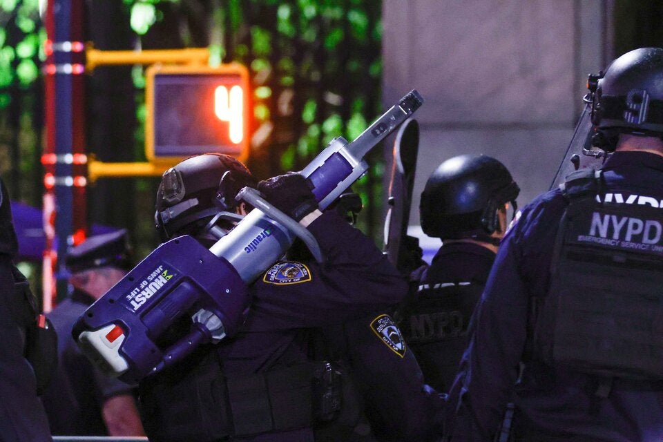 Polizei rückt gegen Uni-Besetzer auf US-Campus vor