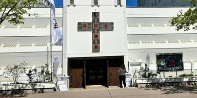 "Kirchenschiff" geht in Wien vor Anker