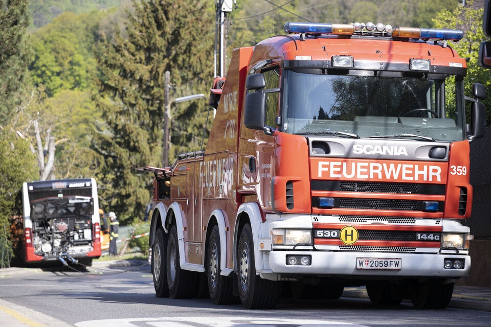 7 Verletzte und Blackout nach Bus-Crash in Wien