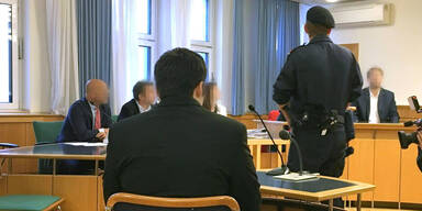 DUO BERAUBTE GEZIELT GEHBEHINDERTE WIENERINNEN