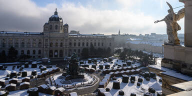 Adventmarkt-Betreiber f&uuml;r Maria-Theresien-Platz gesucht