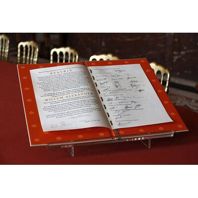 Krönung in den Niederlanden: Prinzessinnen bei der Probe