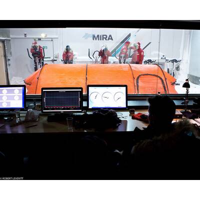 Prinz Harry bereitet sich auf Südpol-Tour vor