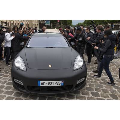 Kim Kardashians Ankunft in Versailles zum Auftakt der Hochzeit