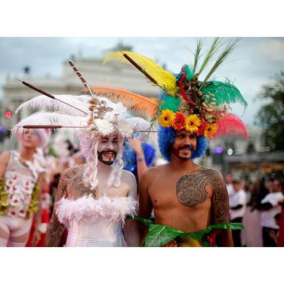 Life Ball 2014: Fantasievolle Kostüme & schrille Gäste