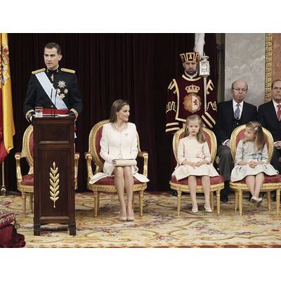 König Felipe: Seine Vereidigung
