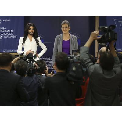 Conchita Wurst: Pressekonferenz im EU-Parlament