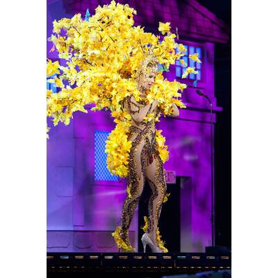 Julia Furdea & schöne Mädels bei Miss Universe-Probe