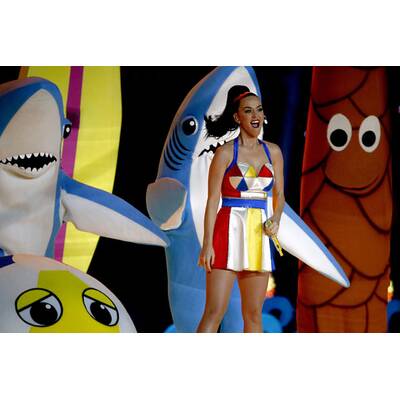 Katy Perry heizt beim Superbowl ein