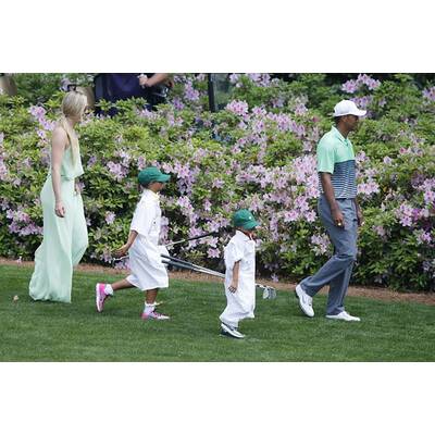 Lindsey Vonn & Tiger Woods mit Kids am Golfplatz