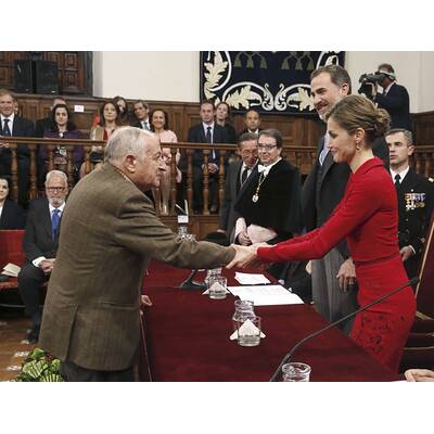 Königin Letizia strahlt neben Felipe