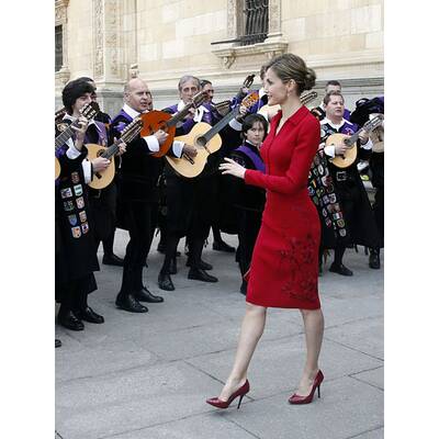 Königin Letizia strahlt neben Felipe