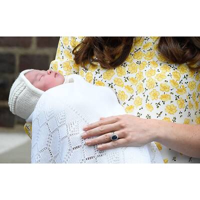 Herzogin Kate & Prinz William zeigen ihre Tochter