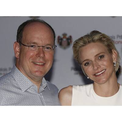 Charlène & Albert feiern mit Robbie Williams