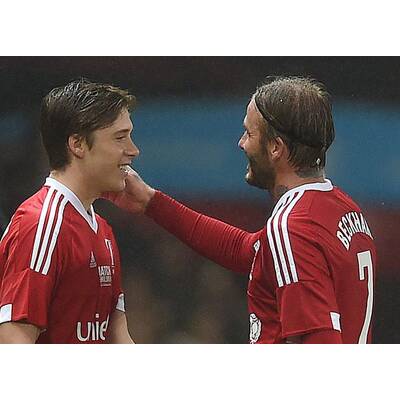 Beckhams: Familien-Auftritt bei Fußball-Spiel