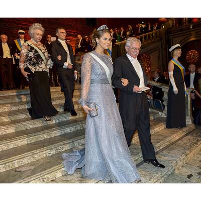 Victoria & Sofia strahlen mit Babybauch