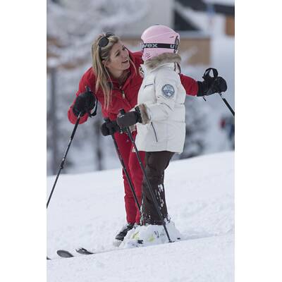 Holländische Königsfamilie startete bei Sonnenschein in Lech-Urlaub 