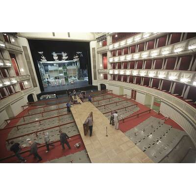 Opernball: Die Umbauarbeiten