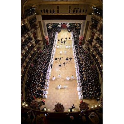 Die glamouröse Eröffnung des Wiener Opernballs 2014